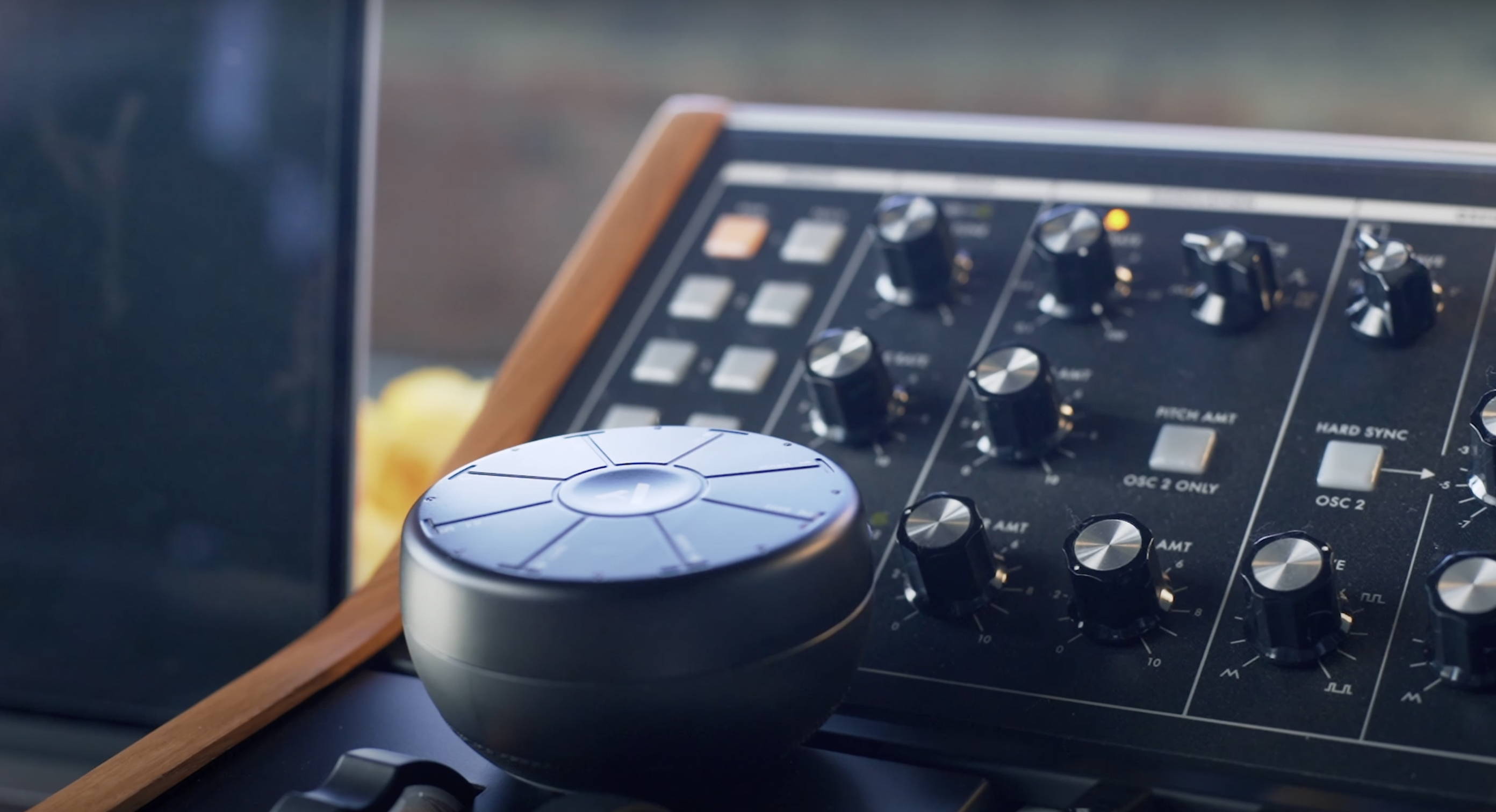 How to control a hardware synthesizer with Orba (or How to control a hardware synthesizer with Orba (or