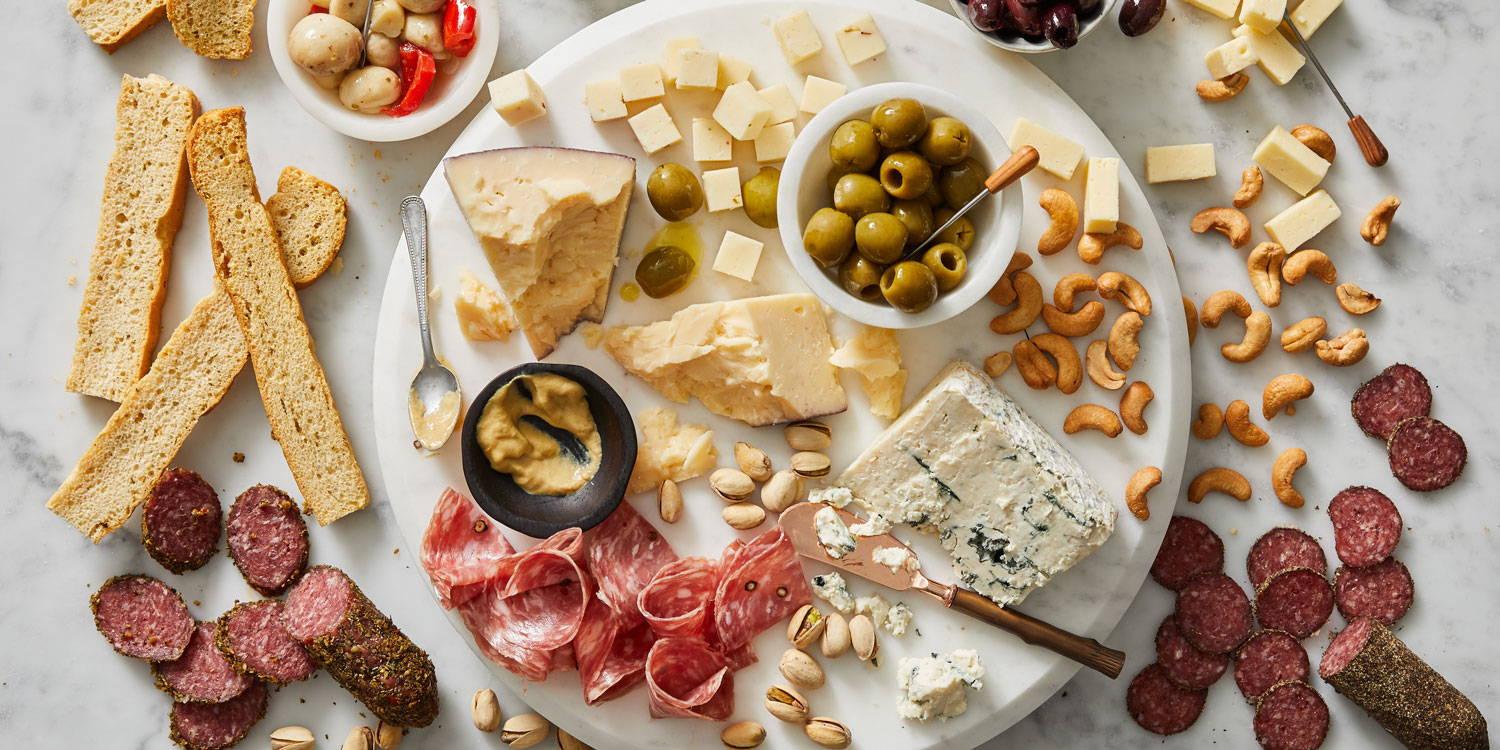 Simple charcuterie board.