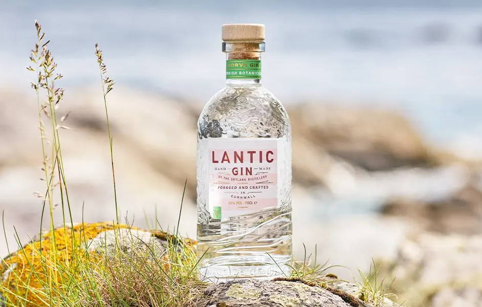 Lantic Gin bottle designed by Berlin Packaging