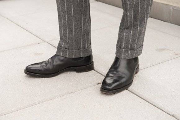 black-chelsea-boots