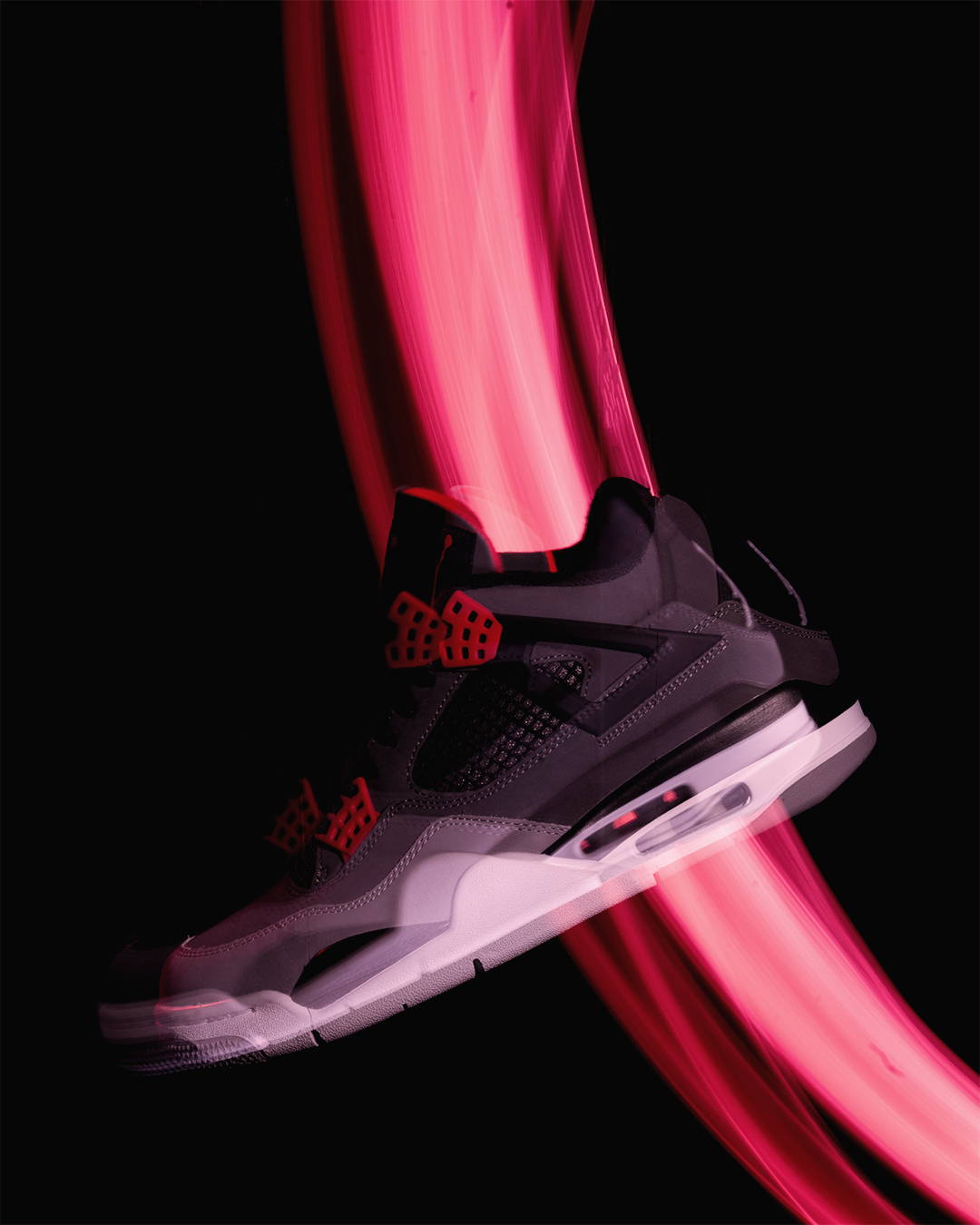 aj4 retro infrared side view