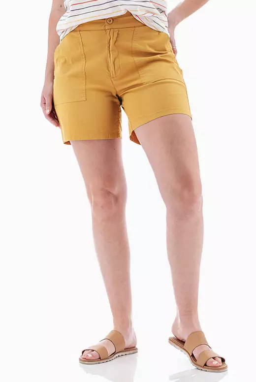 Detail view of the Ballard short in Amber gold color.
