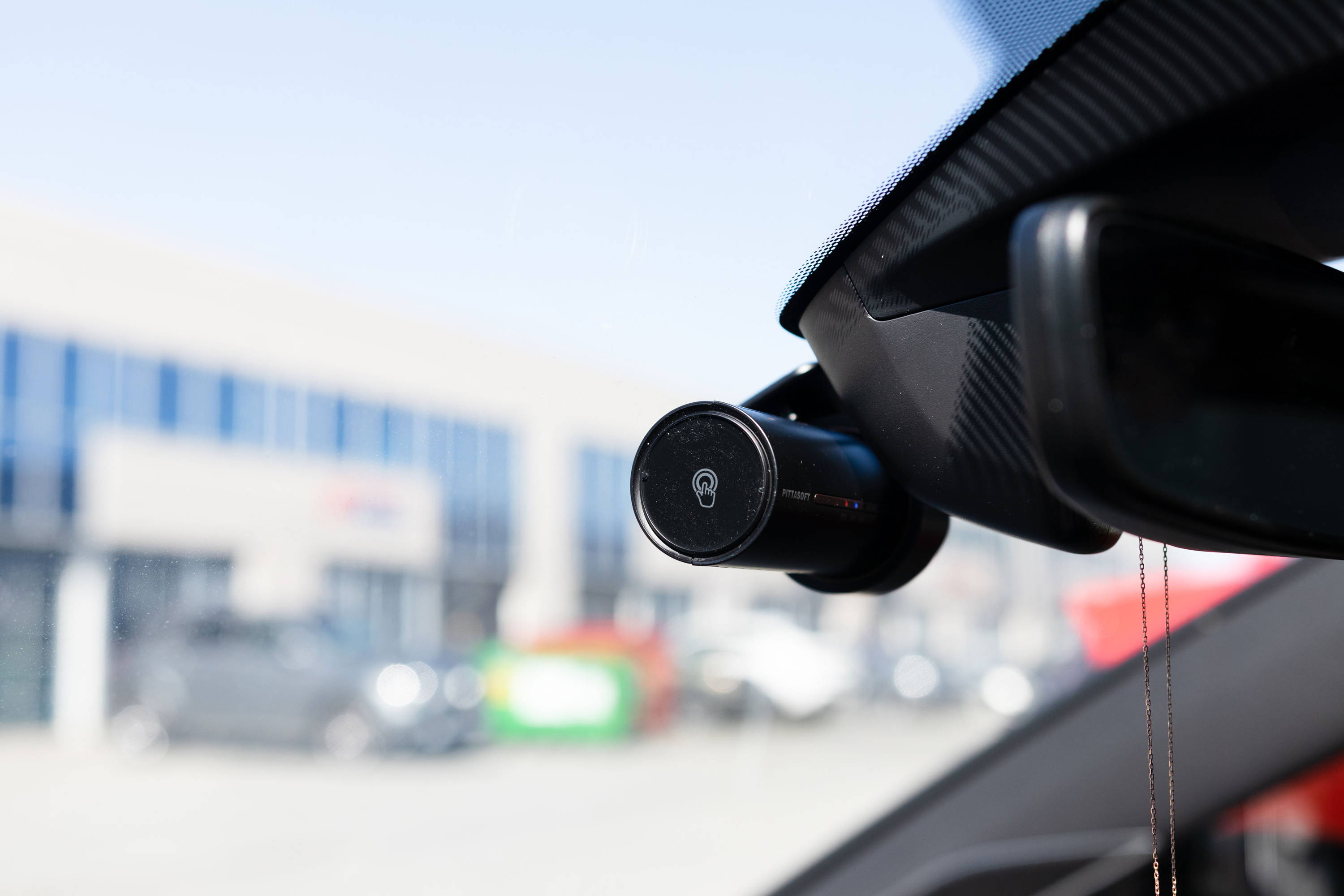 NO MORE WIRES: The Easy and Proper Way to Install a Dashcam 