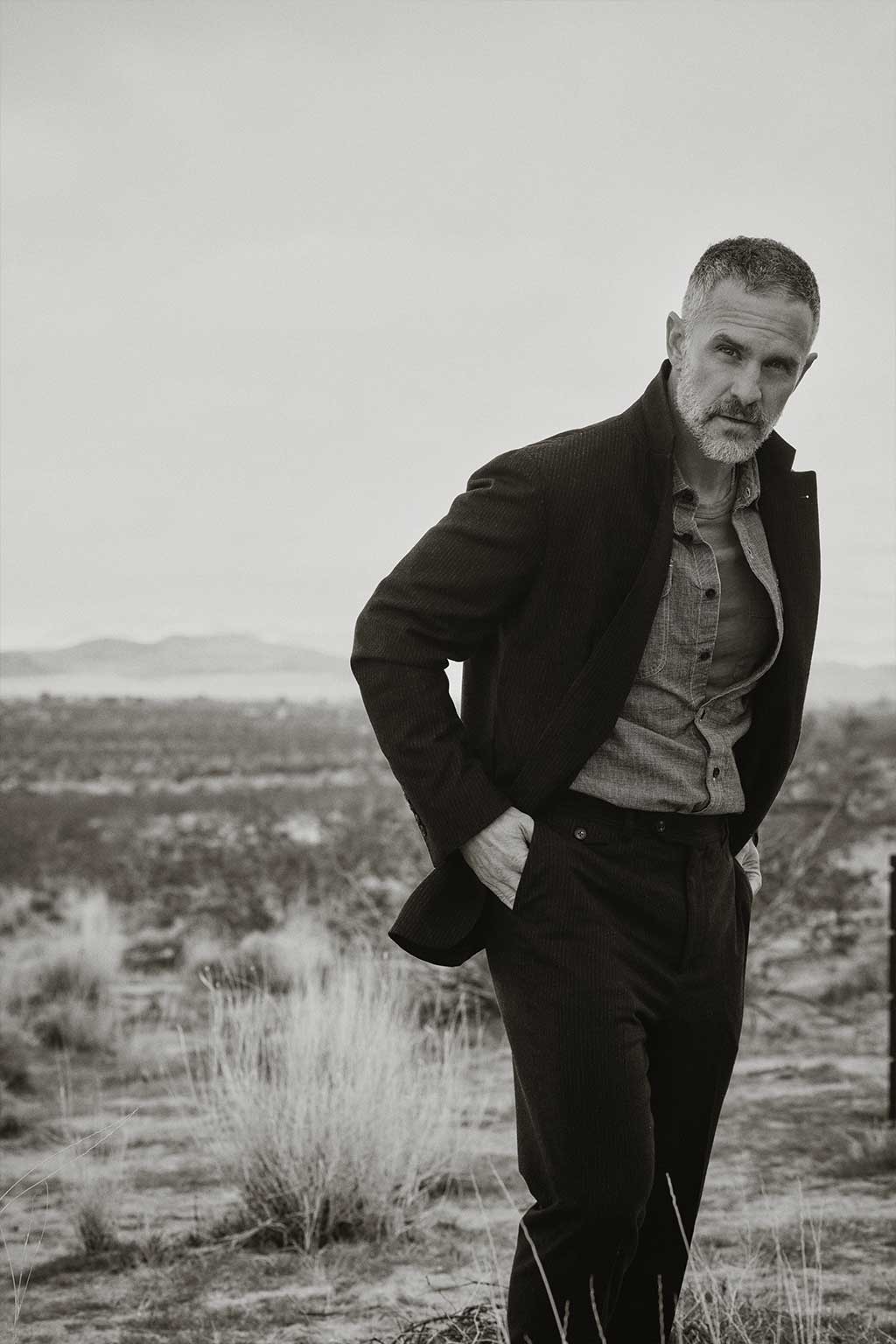 The Shelby Italian Wool Suit in Navy Chalk Stripe