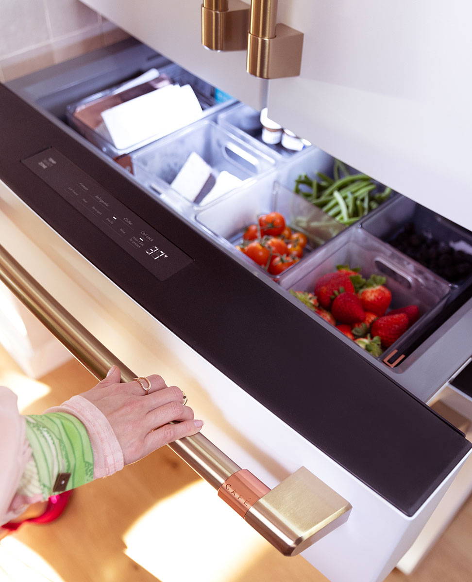 Refrigerator Customizable Drawer