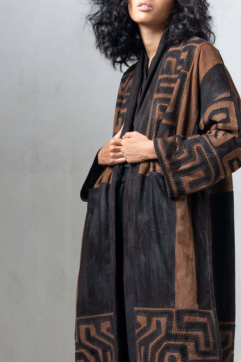 EMRBOIDERED COAT