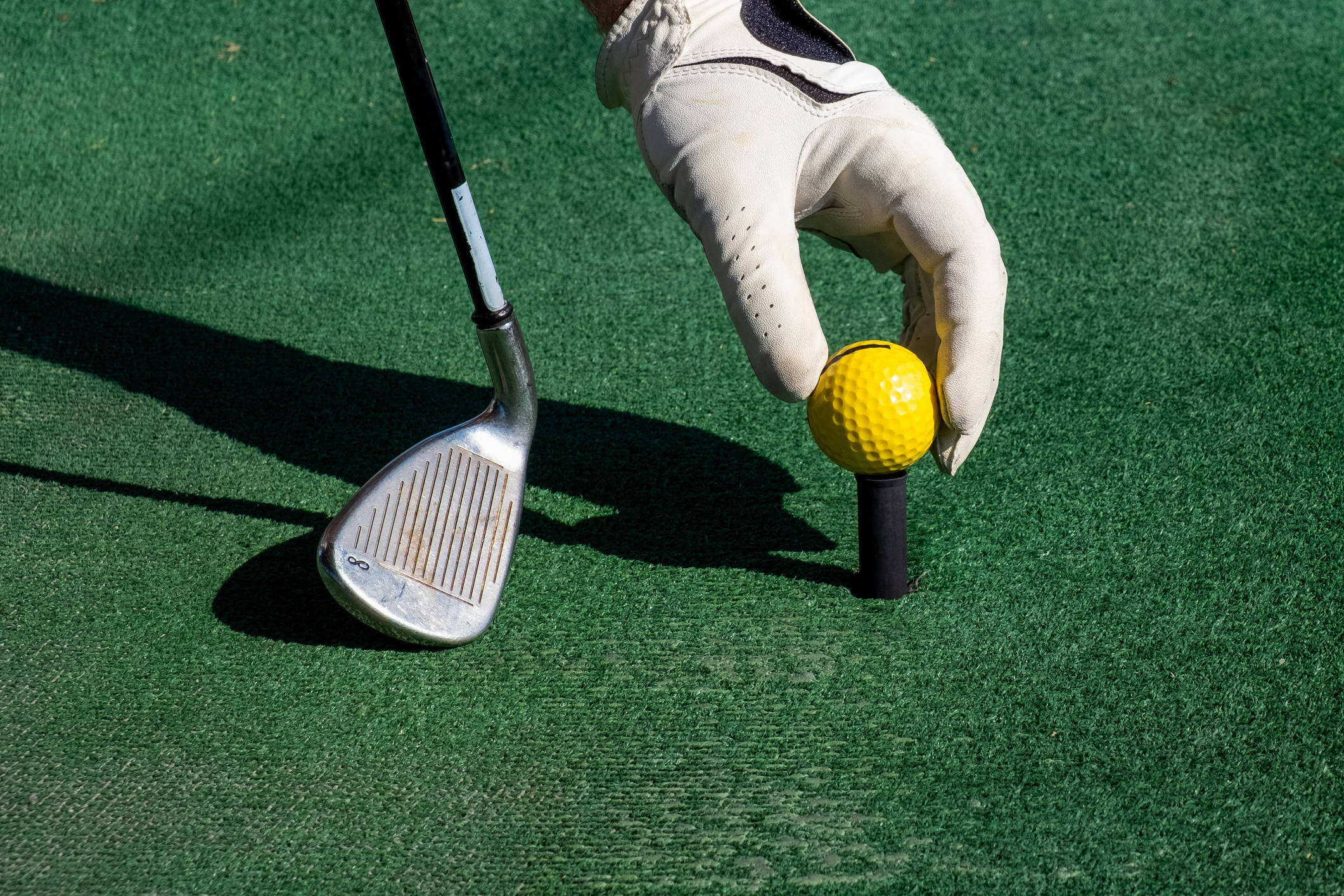 Second Hand Golf Clubs vs. New - GolfBox