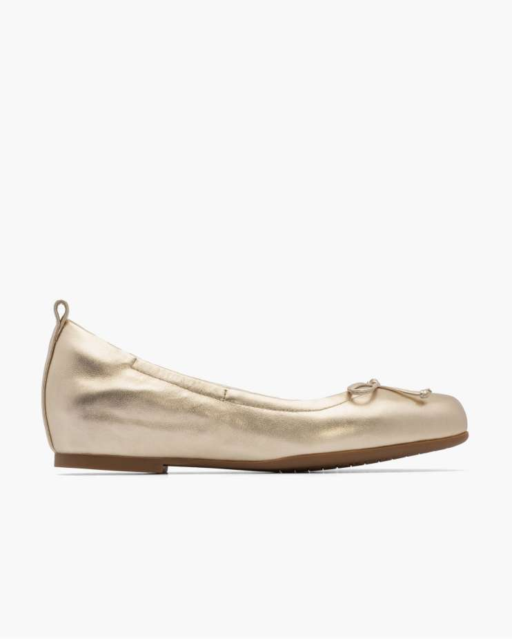 ABEO Cadence Bow is a super supportive ballet flat in gold leather