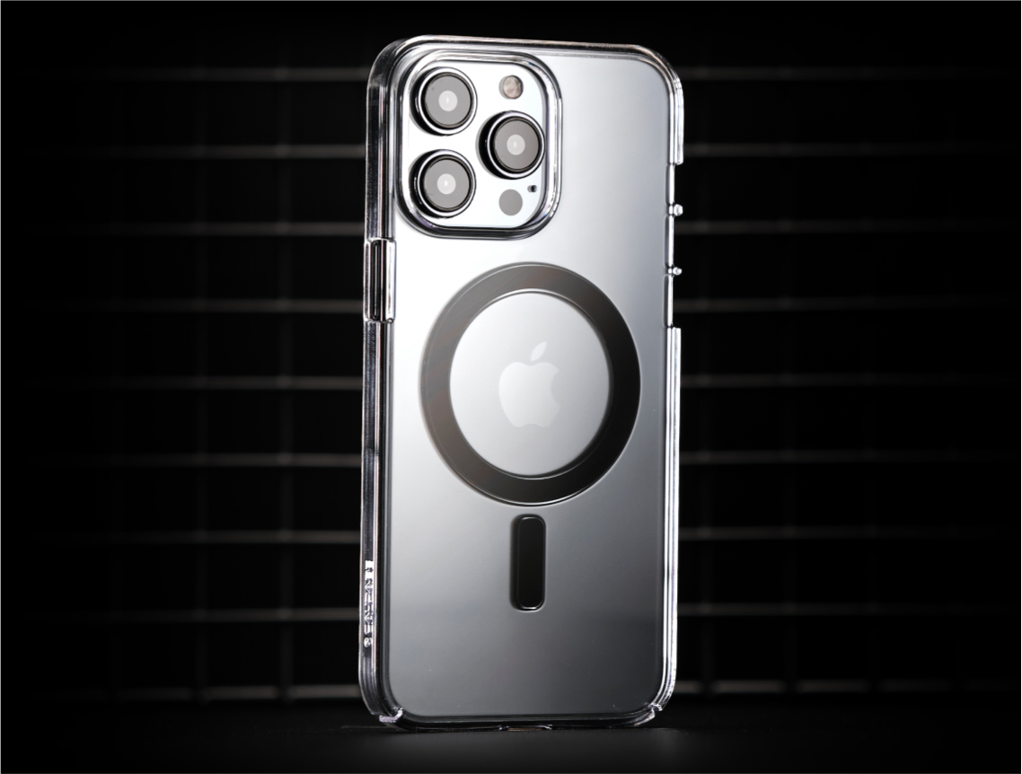 Hero Shot of the Lucid Clear case for iPhone 15 Pro.