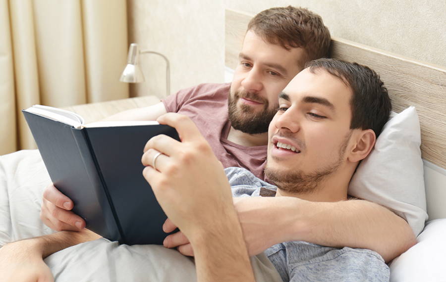 couple in bed reading