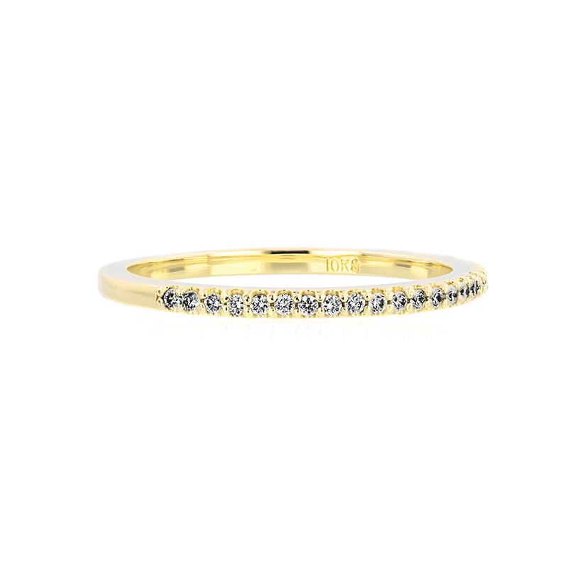 Beautiful yellow gold band with diamond inlay covering half the ring