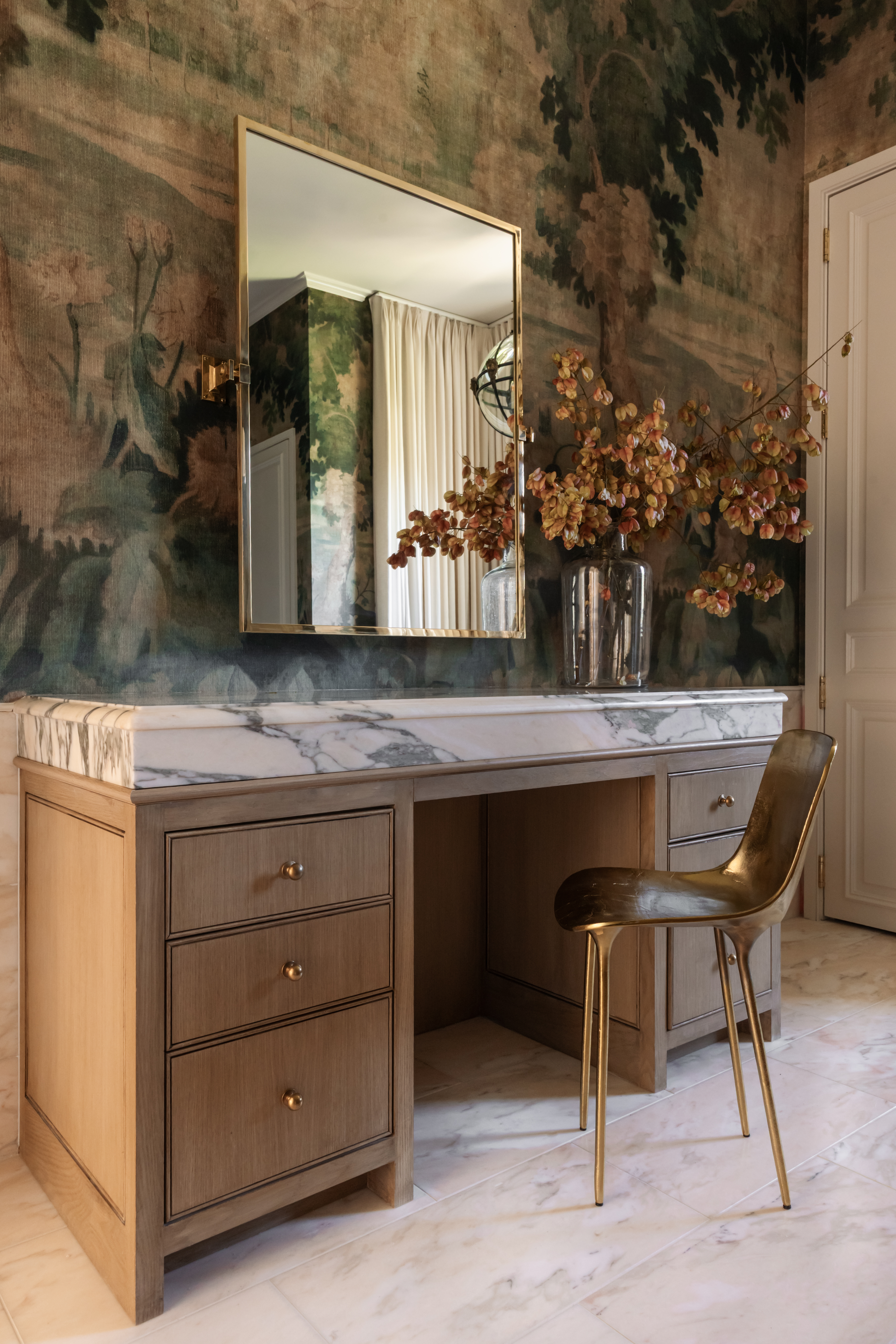 Create a Luxury Spa Bathroom at Home_Helene Dellocono