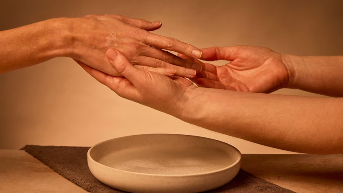 Luxury manicure nail service