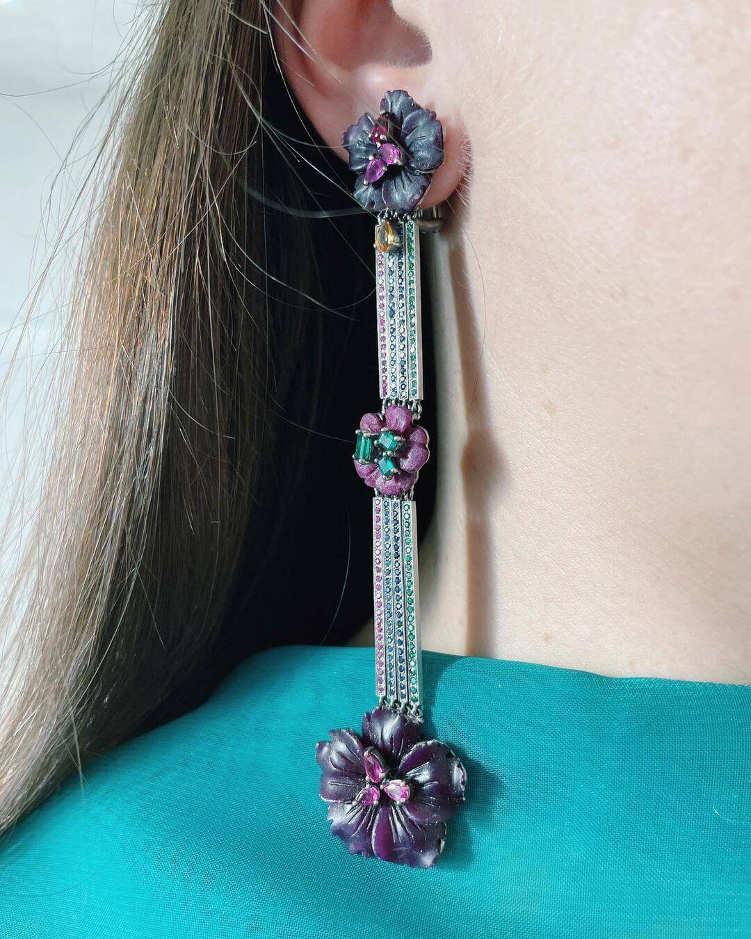 Jessica Kiraly Jewelry - flower earrings